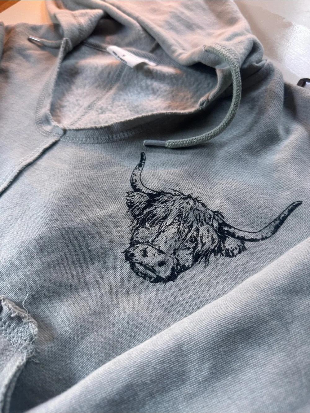 Kids Hooded Pullover Jacket in Light green/ grey with Highland Cow Graphic